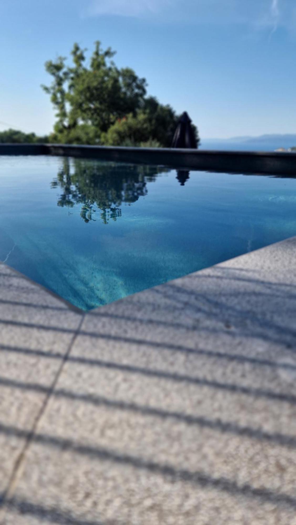 Srok Apartments With Pool คาสตาฟ ภายนอก รูปภาพ